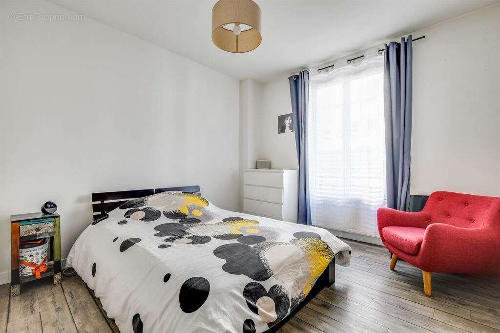 Appartement à PARIS-20E