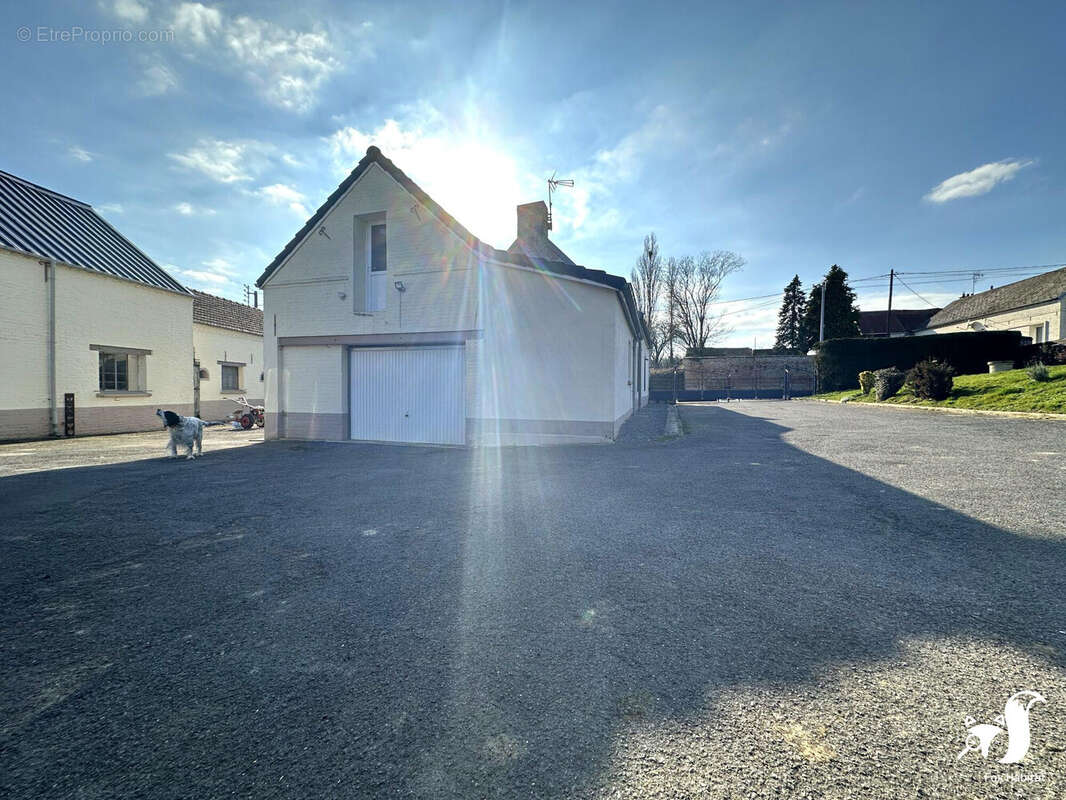 Maison à WALINCOURT-SELVIGNY