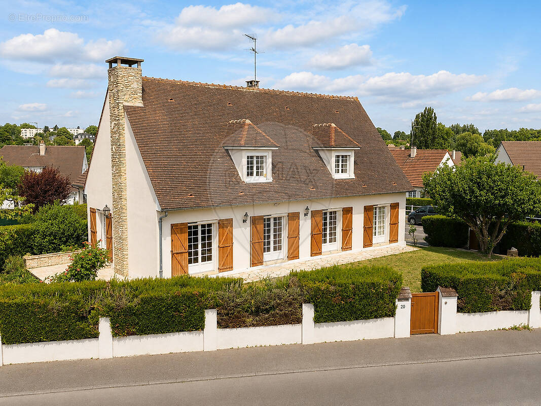 Maison à SENLIS