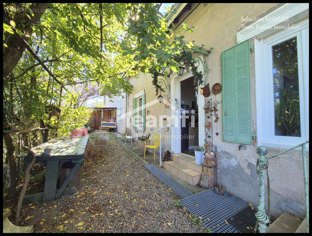 Appartement à PASLIERES