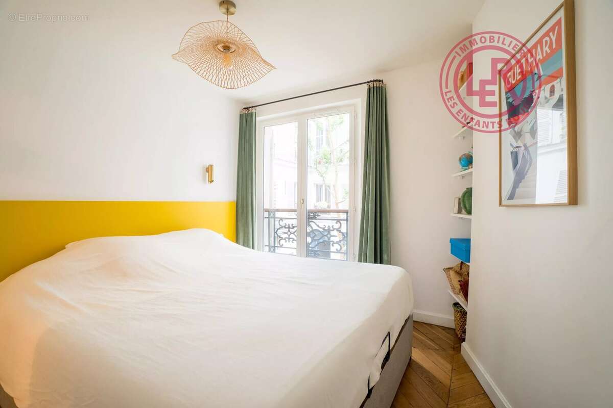 Appartement à PARIS-10E
