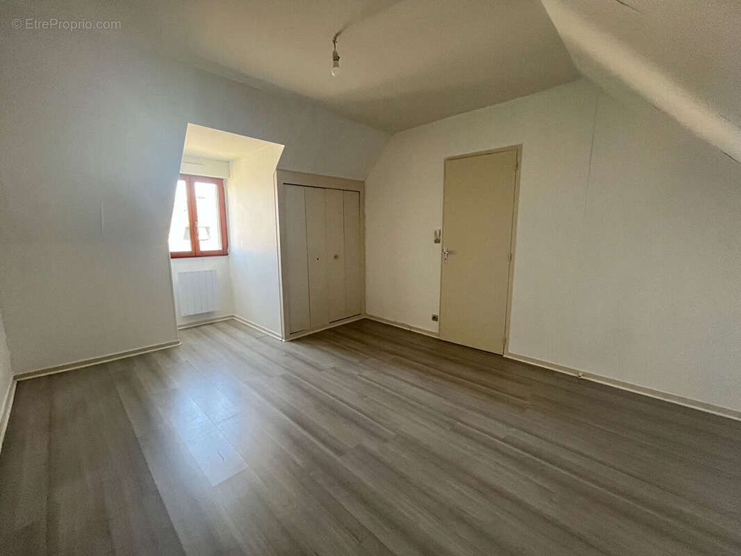 Maison à ETRELLES
