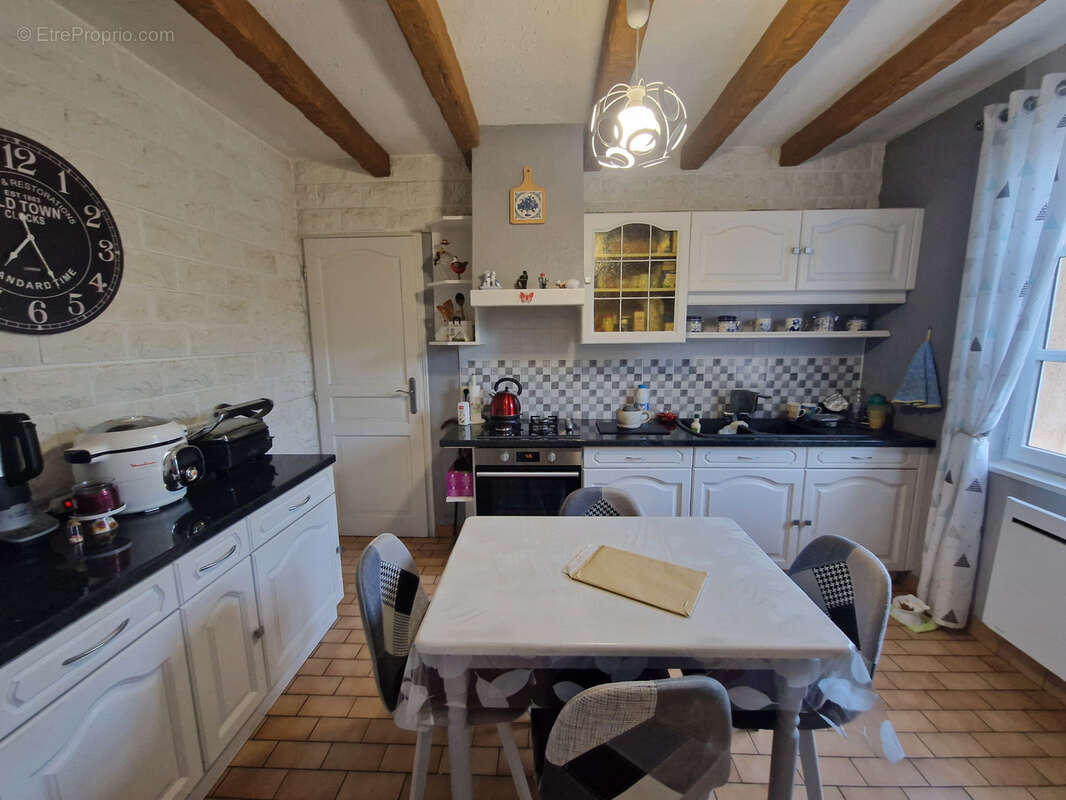 Maison à DRACY-SAINT-LOUP