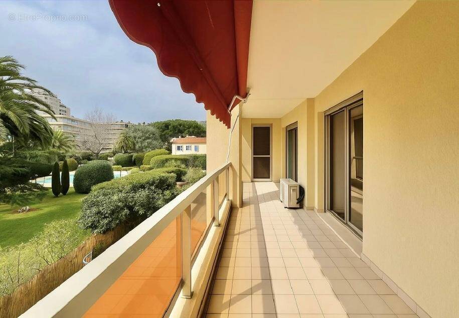   - Appartement à NICE