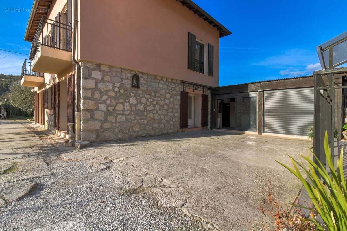 Maison à SAINT-MARTIN-DU-VAR