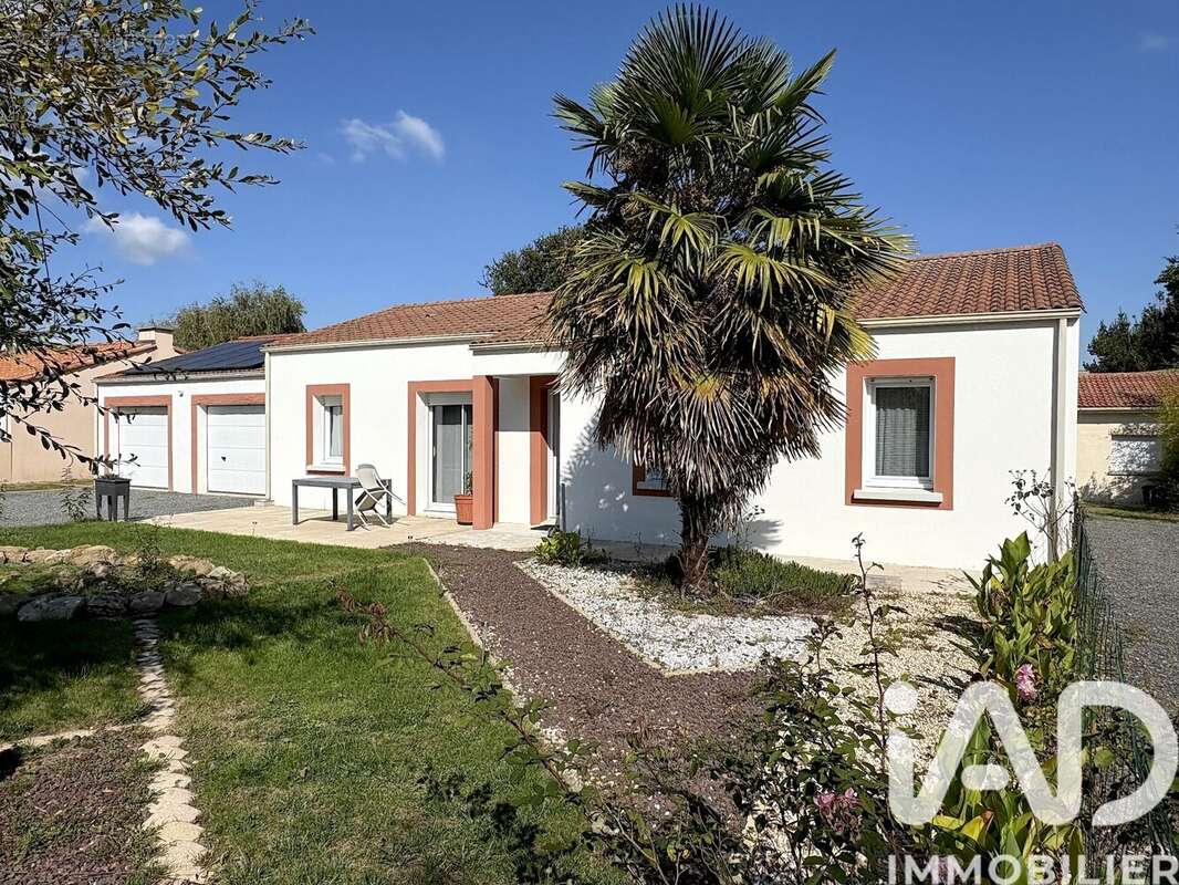 Photo 2 - Maison à LA HAIE-FOUASSIERE