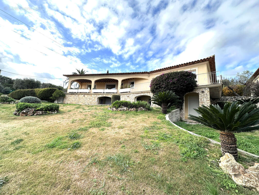 Maison à OLLIOULES