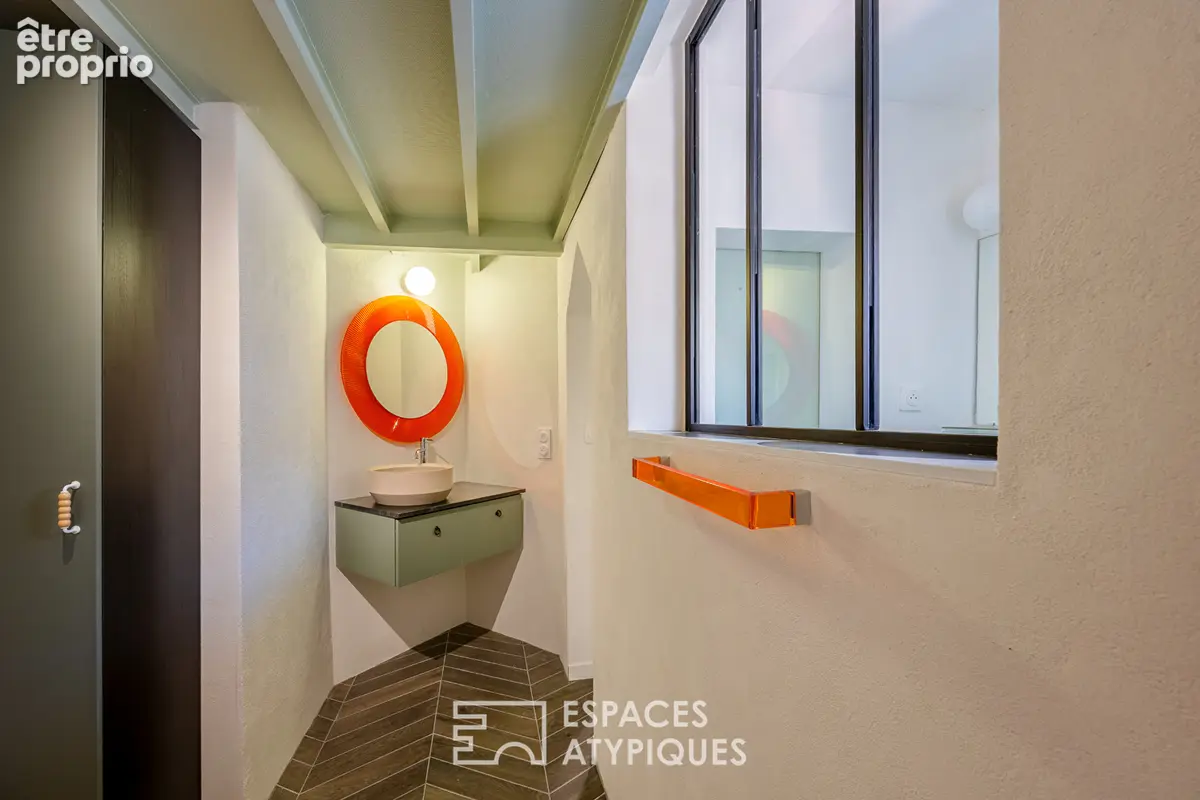 Duplex sous les toits rénové en hyper centre - photo 4