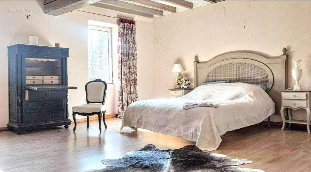 Maison à CUNCY-LES-VARZY
