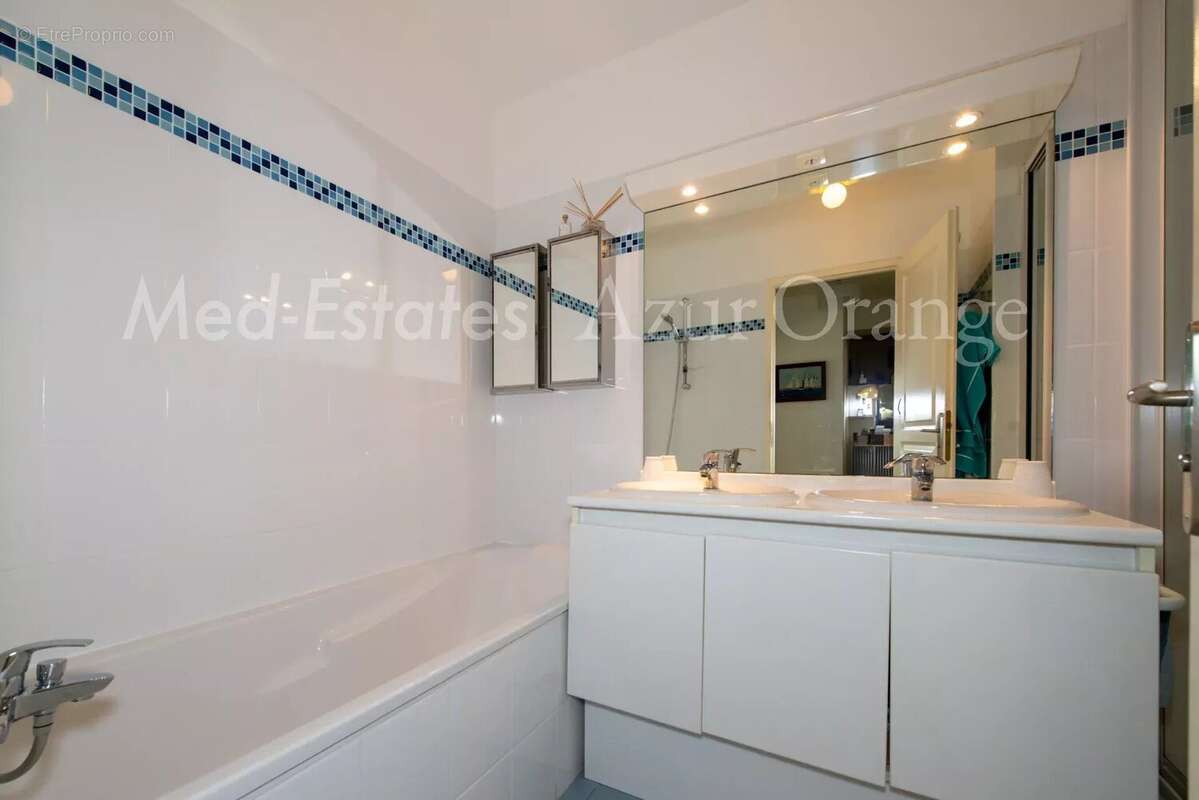 Appartement à GASSIN