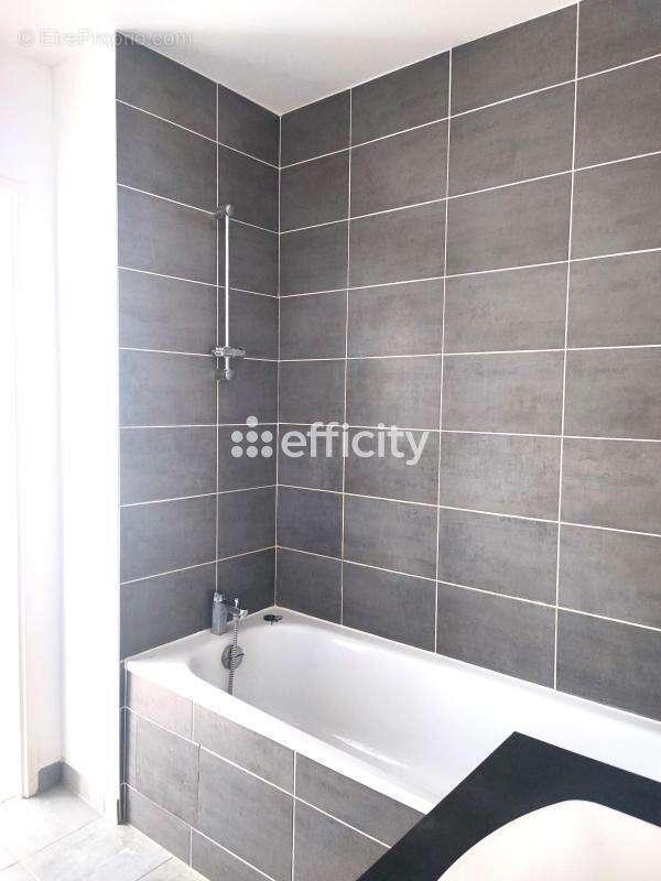 Appartement à IVRY-SUR-SEINE