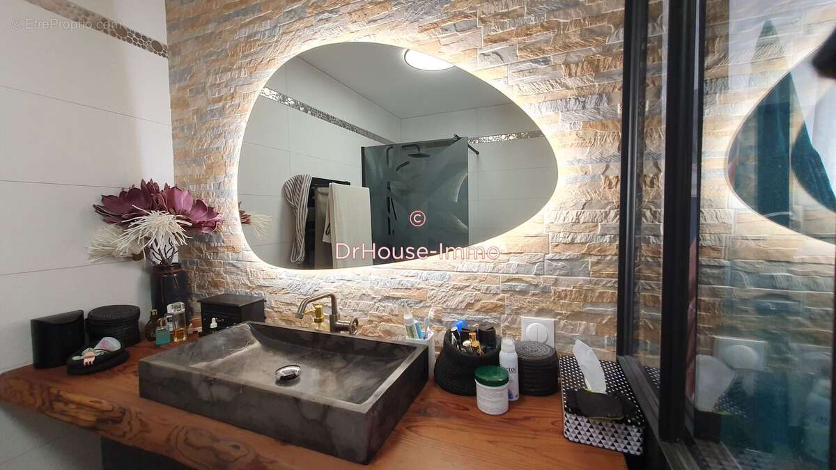 Maison 141 m² à Escource  - photo 6