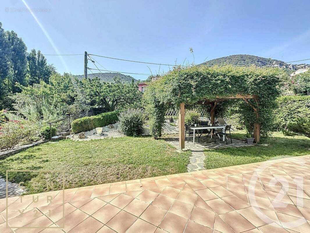 Maison à RIA-SIRACH