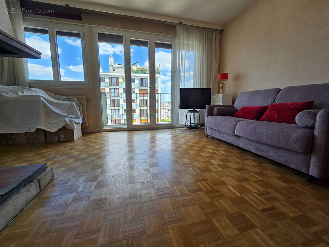 Appartement à PARIS-12E