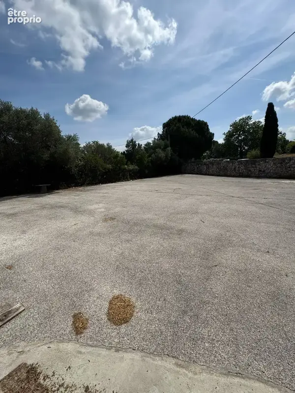 Local d'activite a vendre - 250 m2 avec terrain de 1230 m2 - photo 3