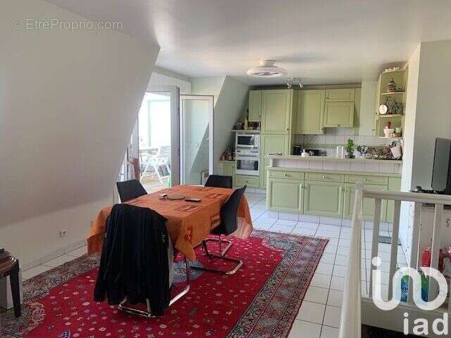 Photo 2 - Appartement à LIVRY-GARGAN