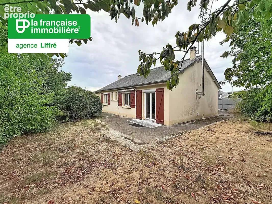 Photo Maison à Saint-Aubin-D'aubigne au prix de 230 340€