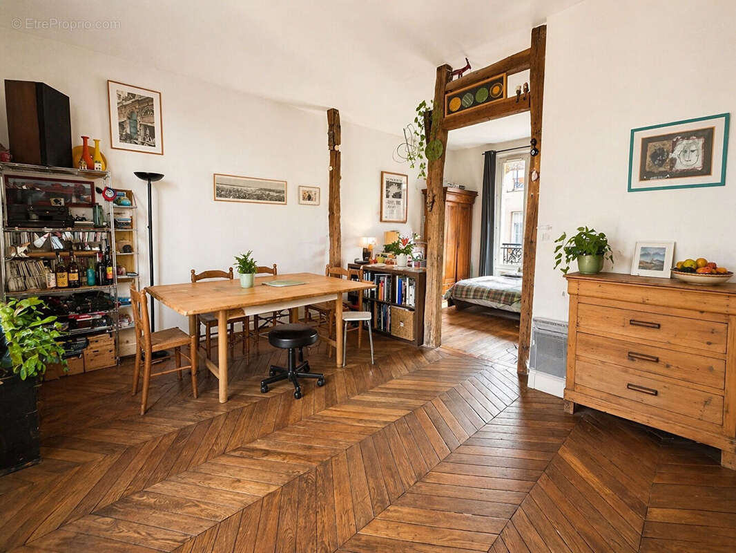 Appartement à PARIS-19E