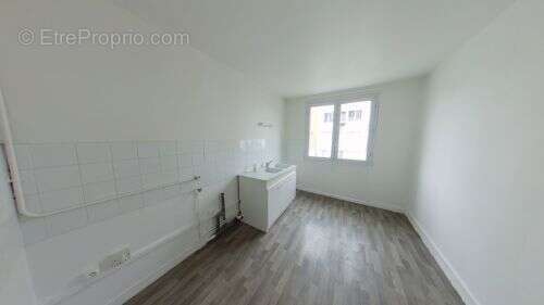 Appartement situé au sud d'Orléans, à proximité des écoles et des transports - photo 2