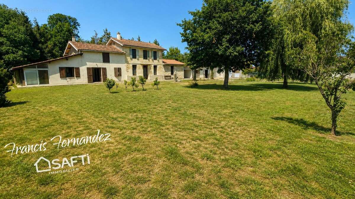 Photo 2 - Maison à LAMARQUE