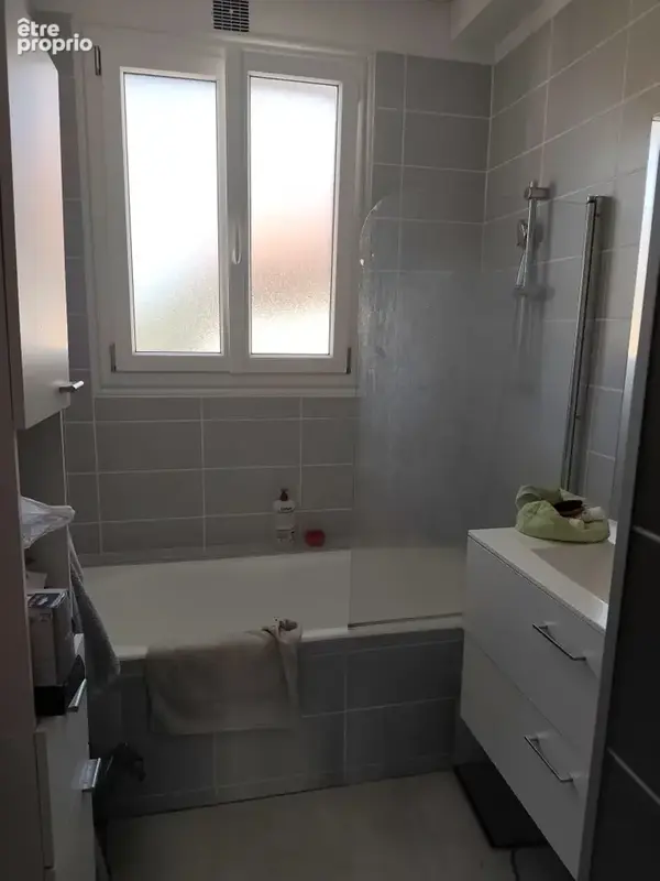 A vendre grande maison familiale avec jardin arboré - 5 chambres -au coeur d'Aubière - photo 8