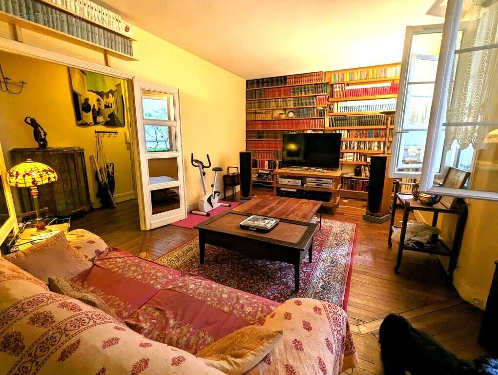 Appartement à ISSY-LES-MOULINEAUX