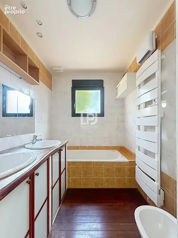 SAINT-SIMON – Maison de plain-pied avec piscine et jardin arboré - photo 7