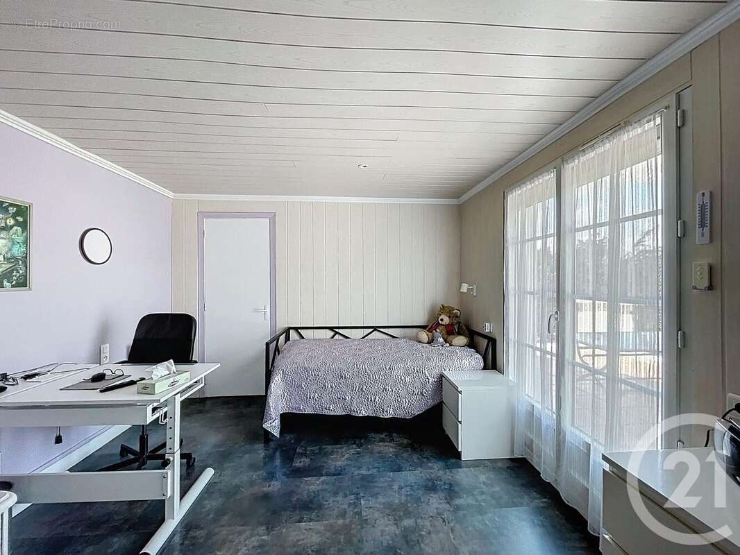 Maison à COURLON-SUR-YONNE