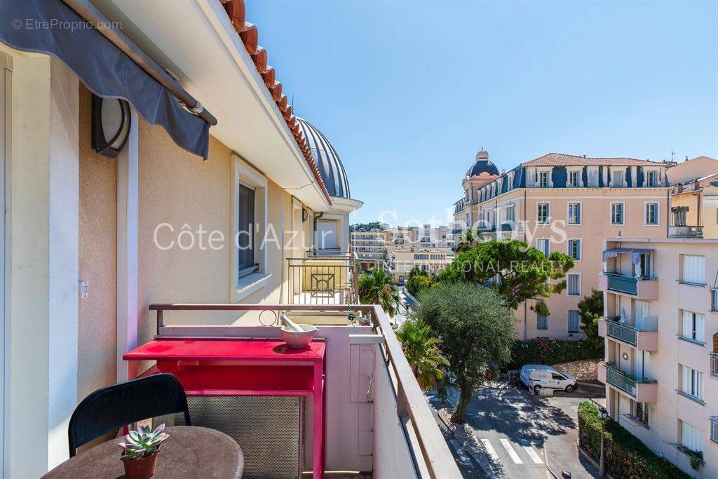 Appartement à BEAULIEU-SUR-MER