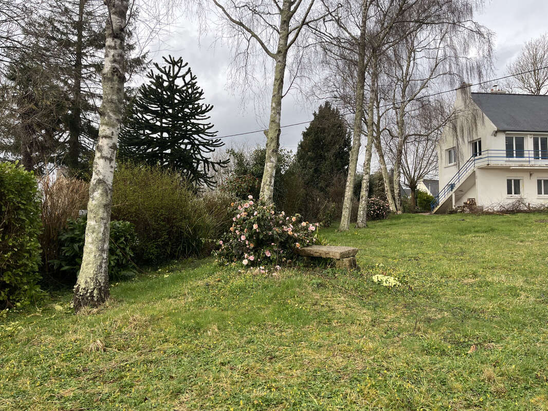 Terrain à PLOUBEZRE