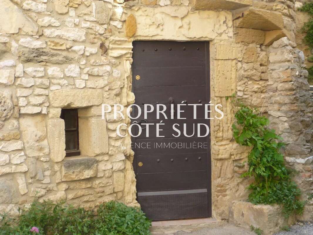 Maison à SAINT-PONS-LA-CALM