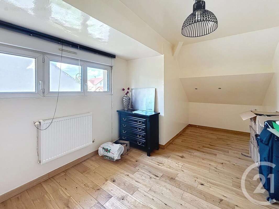 Maison à GARGES-LES-GONESSE