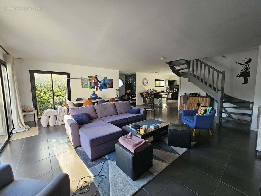 Maison familiale avec piscine à Avensan - photo 5