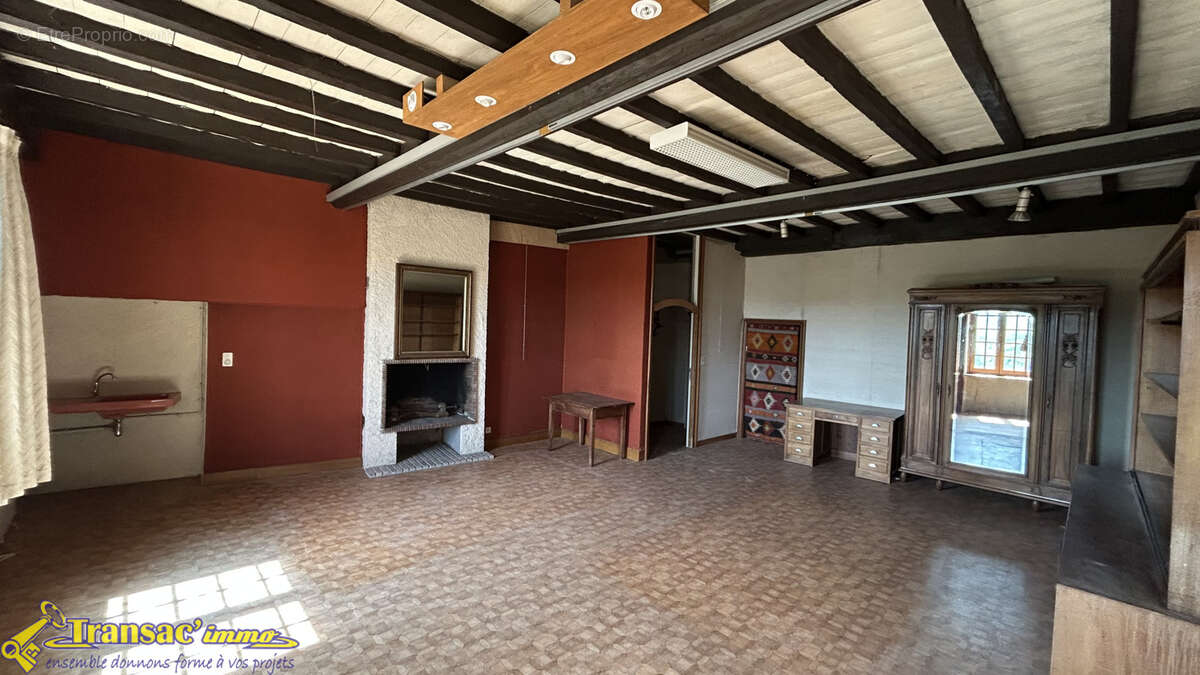 Maison à COURPIERE