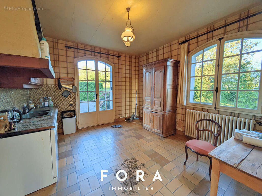 Maison à CONDE-SUR-NOIREAU