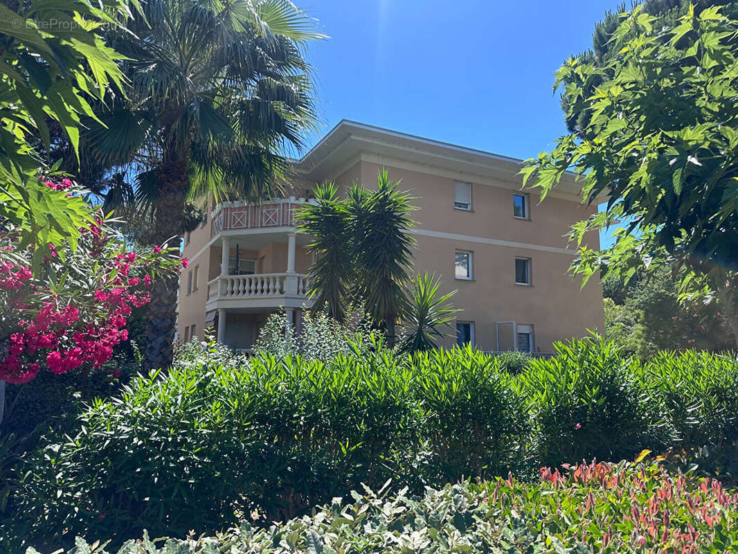 Appartement à FREJUS
