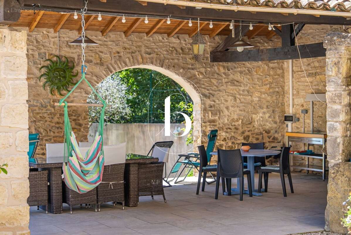 Maison à UZES