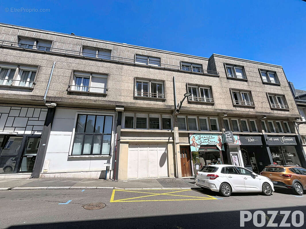 A vendre appartement de 6 pieces (152.80 m2) a vire-normandie (14) avec garage - photo 11