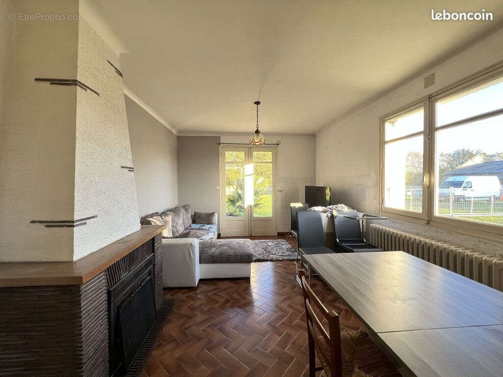 Maison à SAINT-VINCENT-DES-LANDES