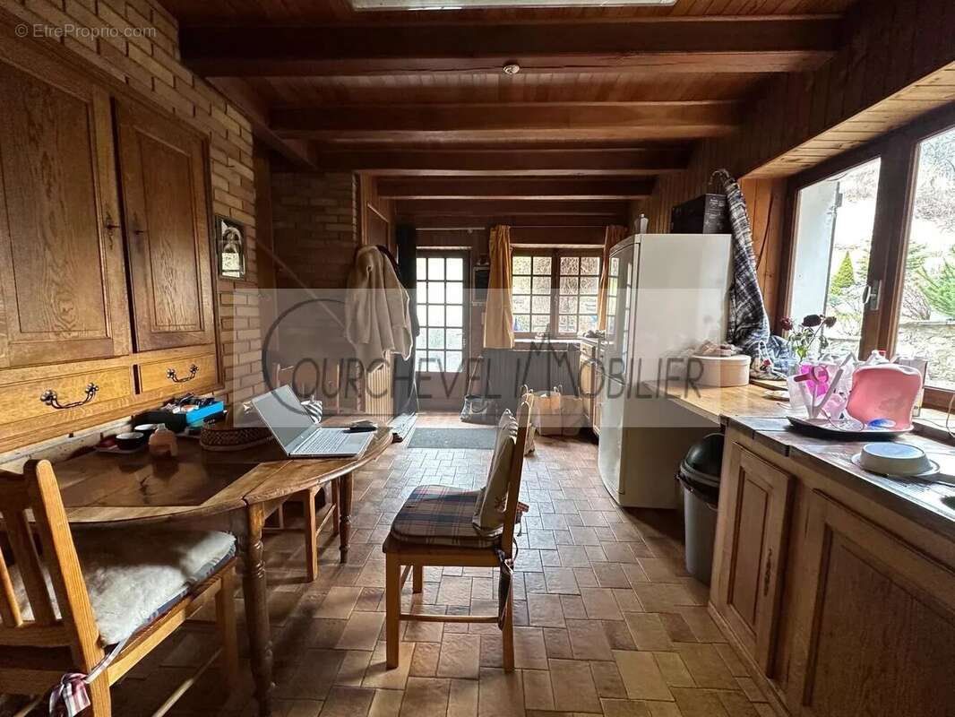 Maison à LA PERRIERE