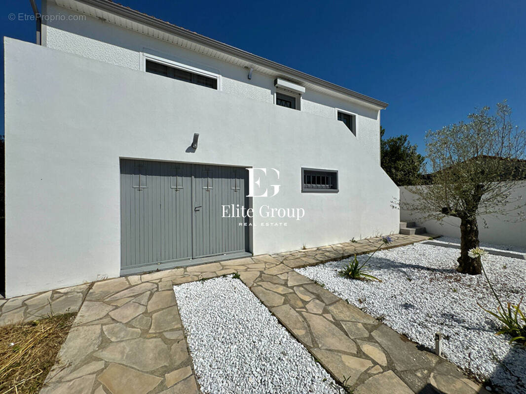 Maison à NIEUL-SUR-MER