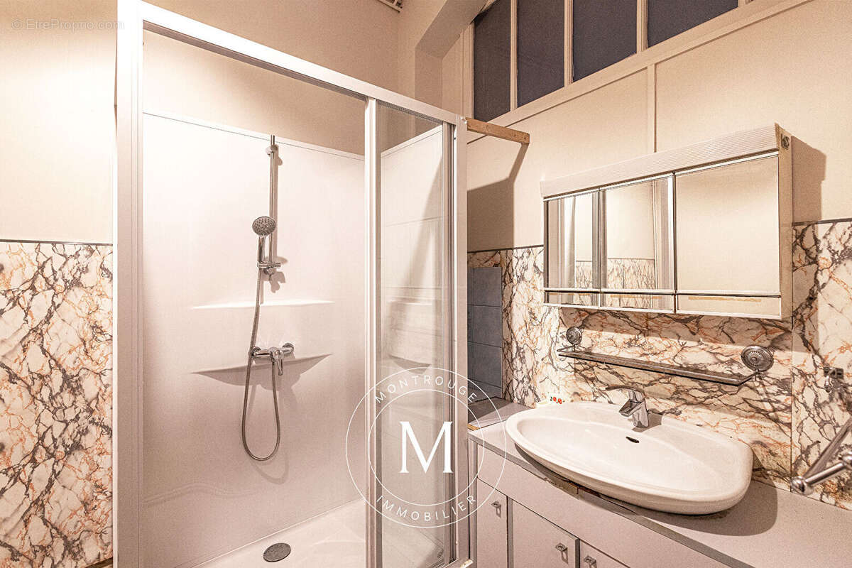 Appartement à MONTROUGE