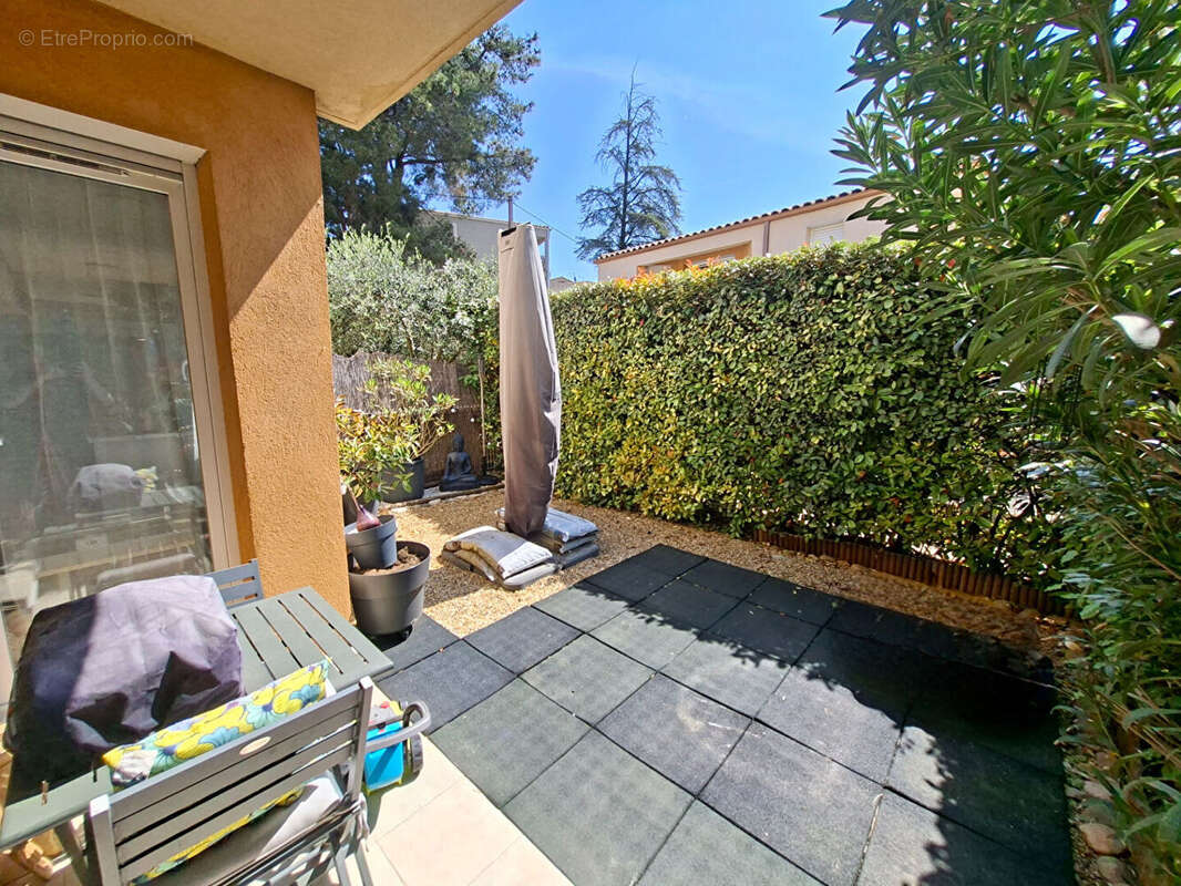 Exclusivité à Pertuis : Superbe Appartement 2 pièces avec Terrasse et Parking - photo 3