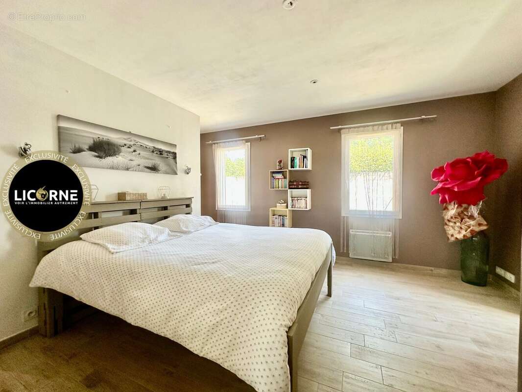 Maison 130 m² à Le Puy-Sainte-Reparade  - photo 9