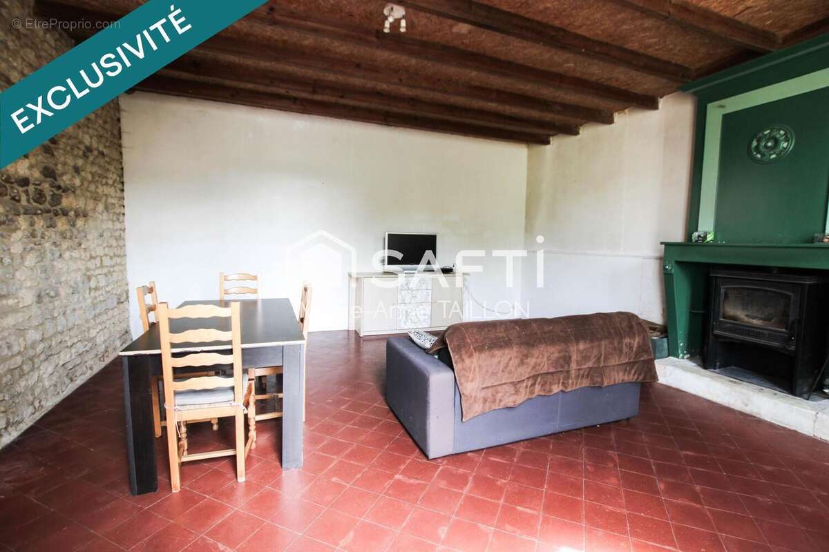 Maison 110 m² à Saint-Palais  - photo 3
