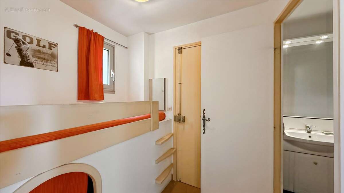 Appartement À Vendre - photo 8