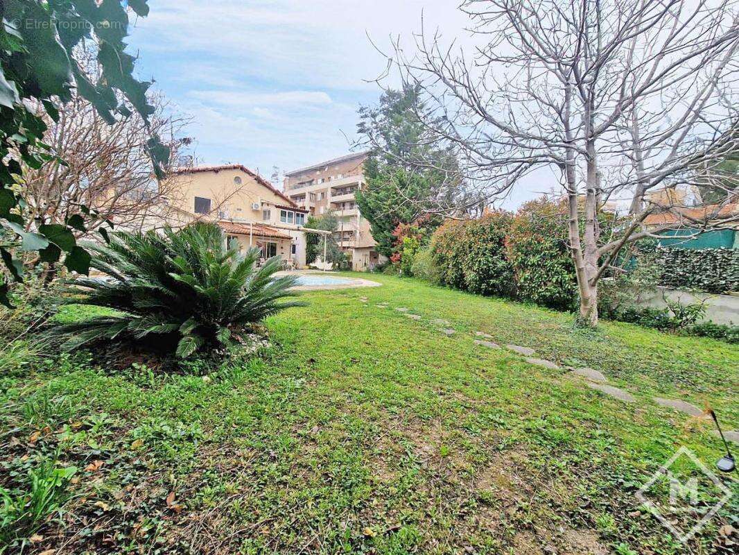 Maison à MARSEILLE-13E