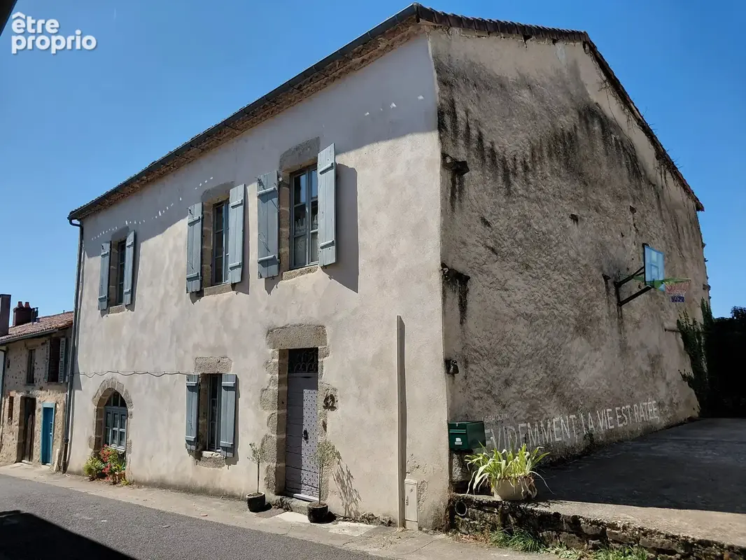 Maison à BELLAC