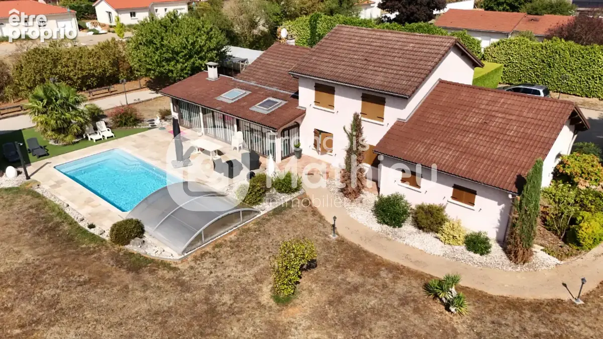 Maison à BLYES