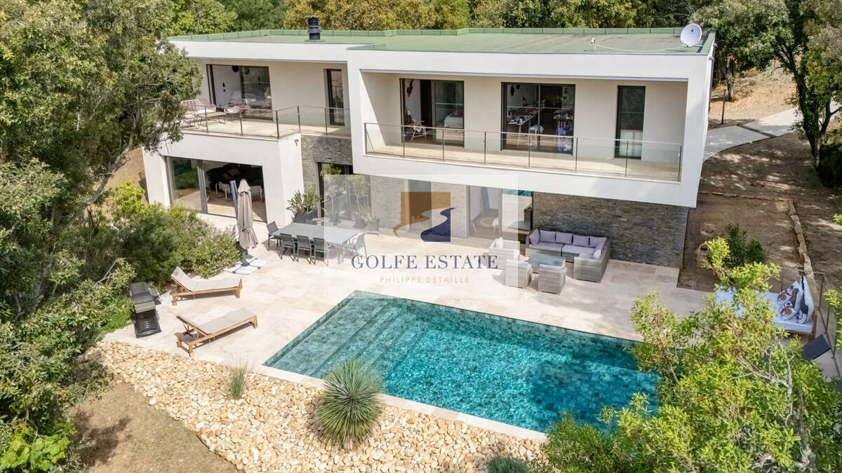 Maison à LA CROIX-VALMER